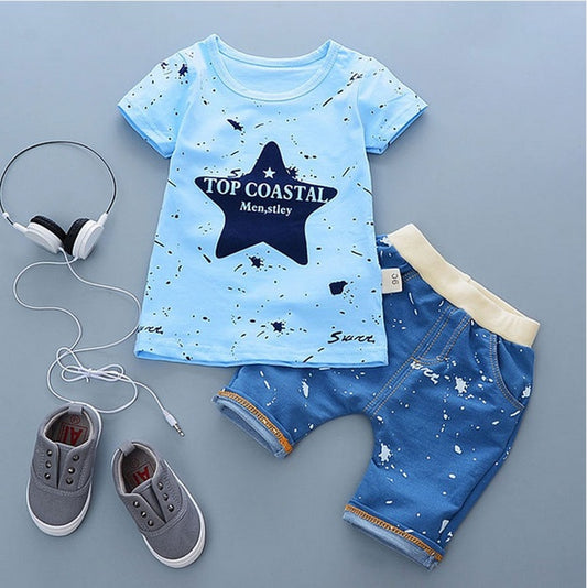 Summer Short Sleeve T-shirt and Shorts Set: Cool and Comfortable Outfit