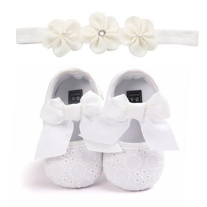 Adorable Baby Shoes: Perfect Gift for Special Occasions